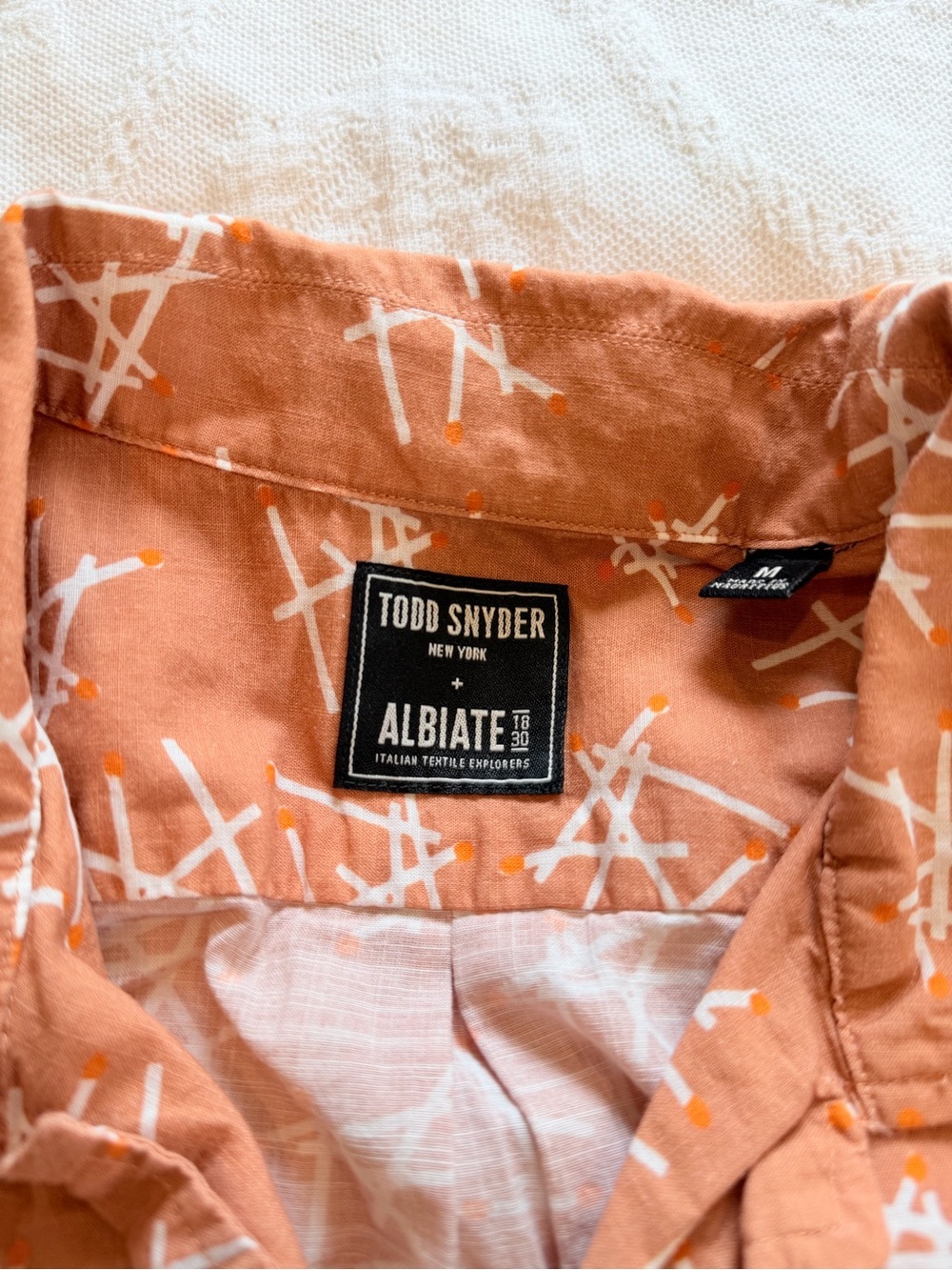 Todd Snyder Orange Printed Short-Sleeve Button-Down Shirt Matchstick Design - Picture 3 of 4